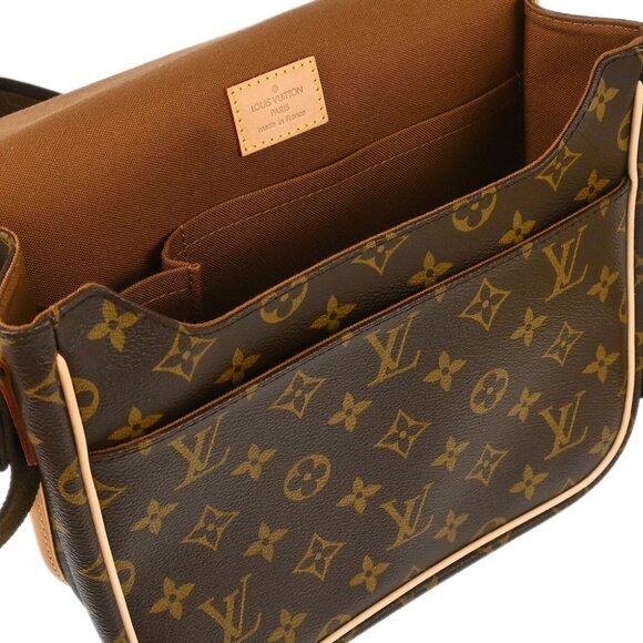 Louis Vuitton Monogram Messenger Bosphore PM Shoulder Bag - Picture 7 of 10